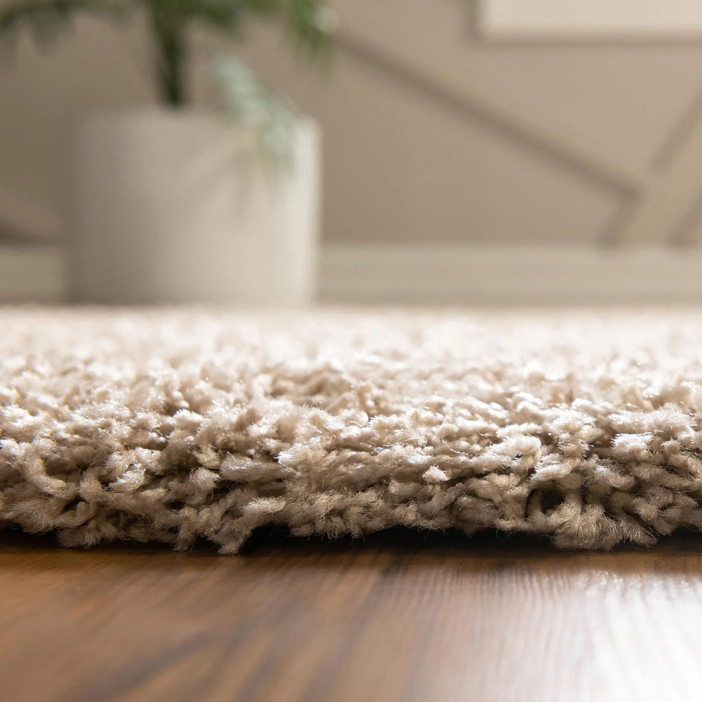 Taupe Shag Rug 7' x 10' Q3961