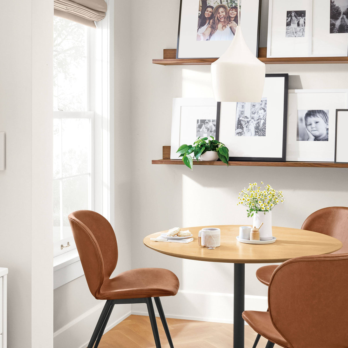 Modern Aria Round Table 27 Diameter in Grey B4666