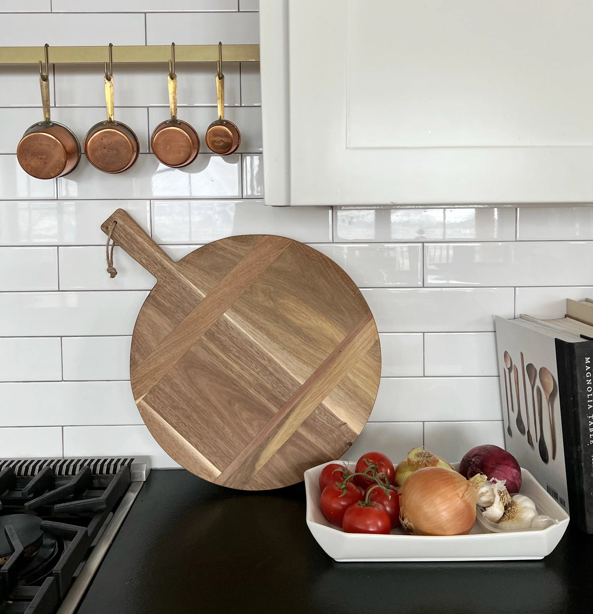 Large Round Acacia Wood Bread Board 16" Diameter X593034