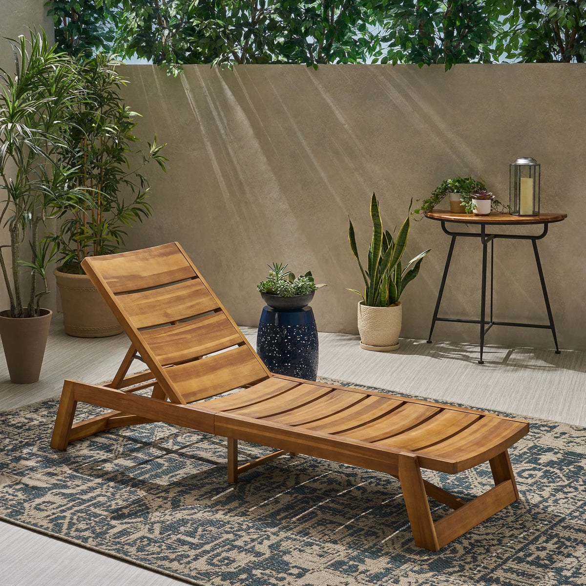 Wood and Iron Chaise Lounge E61097