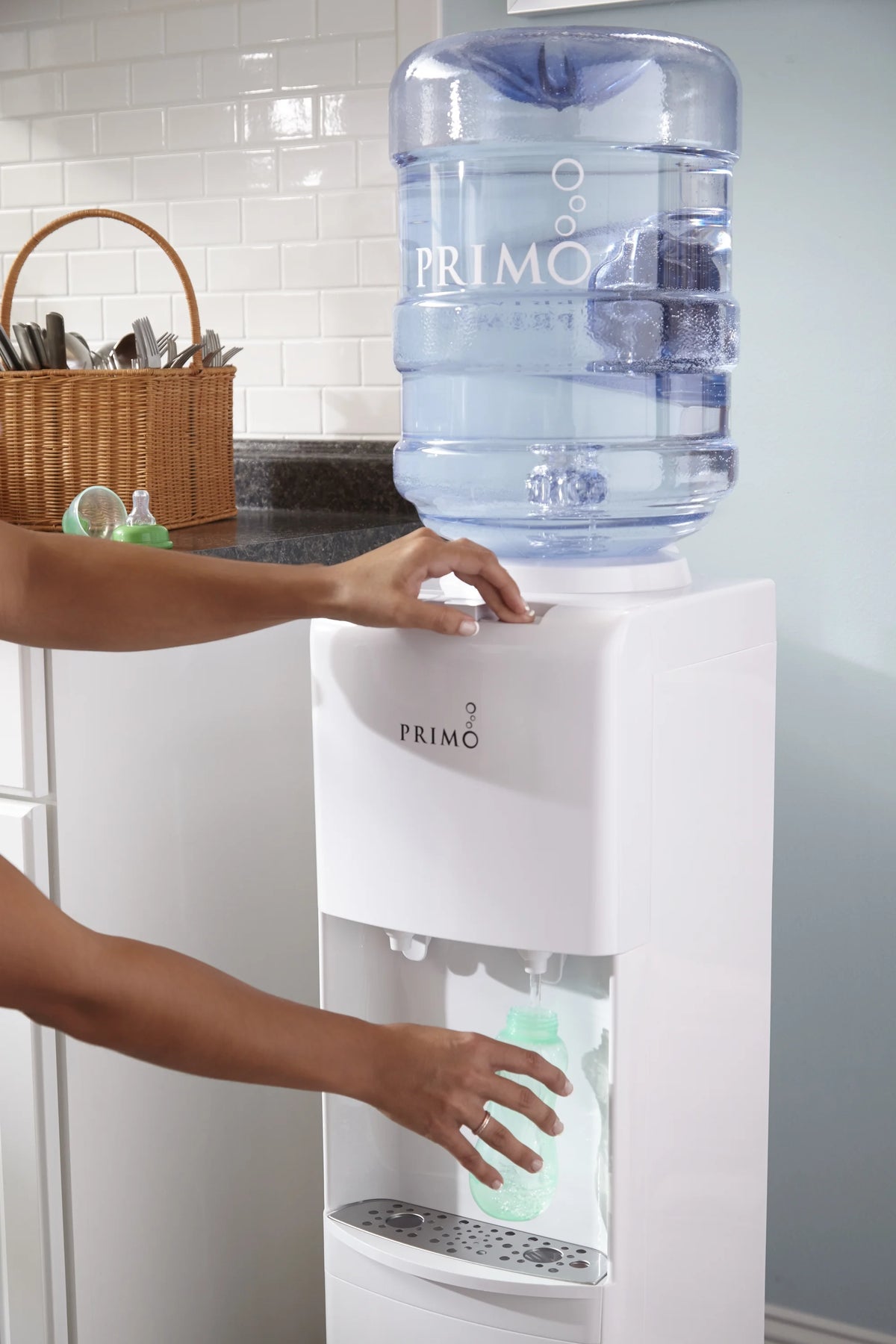 White Top Loading Hot/Cold Water Dispenser N641