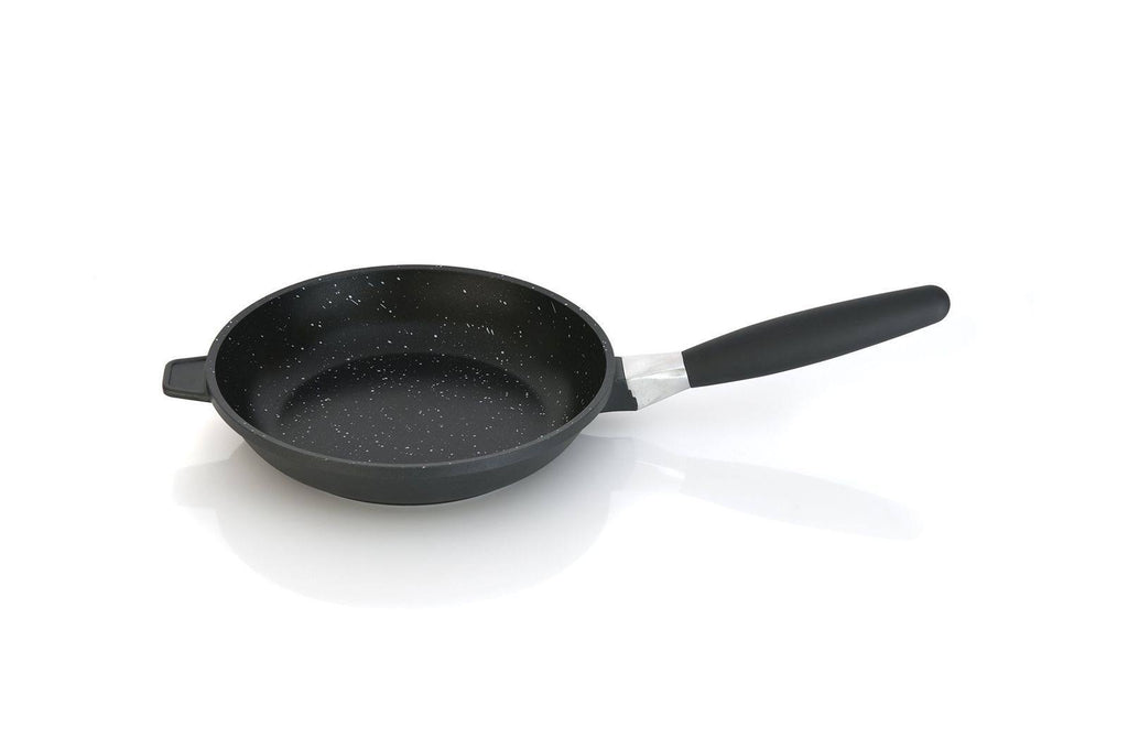 9.5x22 Saute Pan with Removable Handle L242
