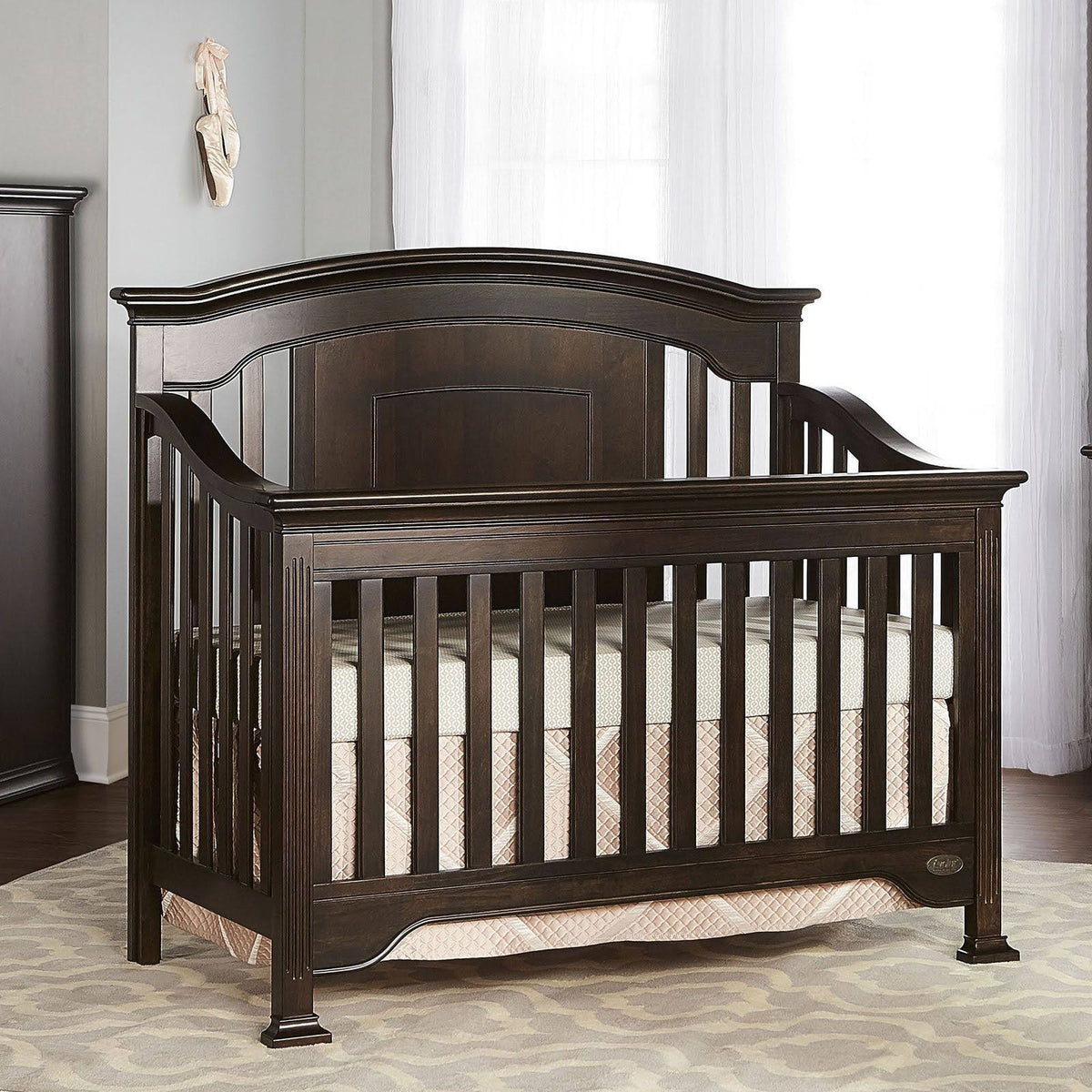 5 in 1 Convertible Crib Q26809