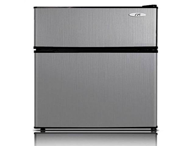 Double Door Refrigerator 3.5 cu ft White B574428