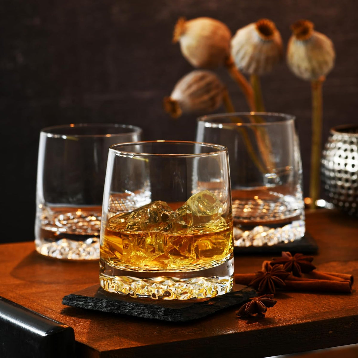 Whisky Glass Decanter Set with 32.1 oz Crystal Carafe and 6 Glasses G870