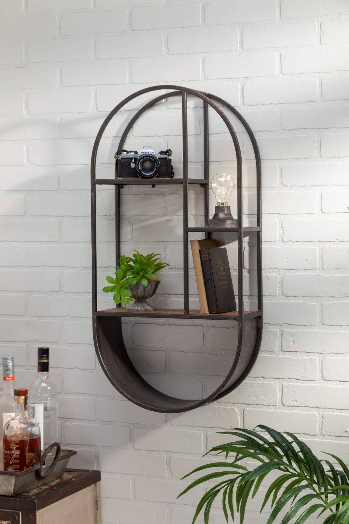 Metal Wall Shelf with Light, Grey B447