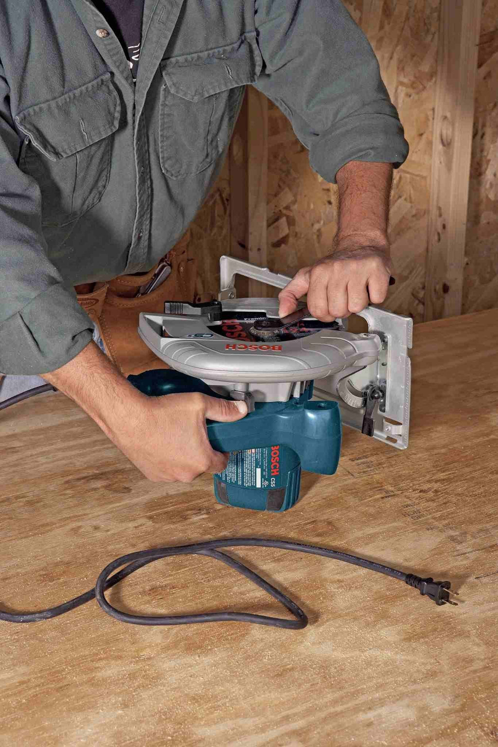 7-1/4x22 Left Blade Circular Saw X8659