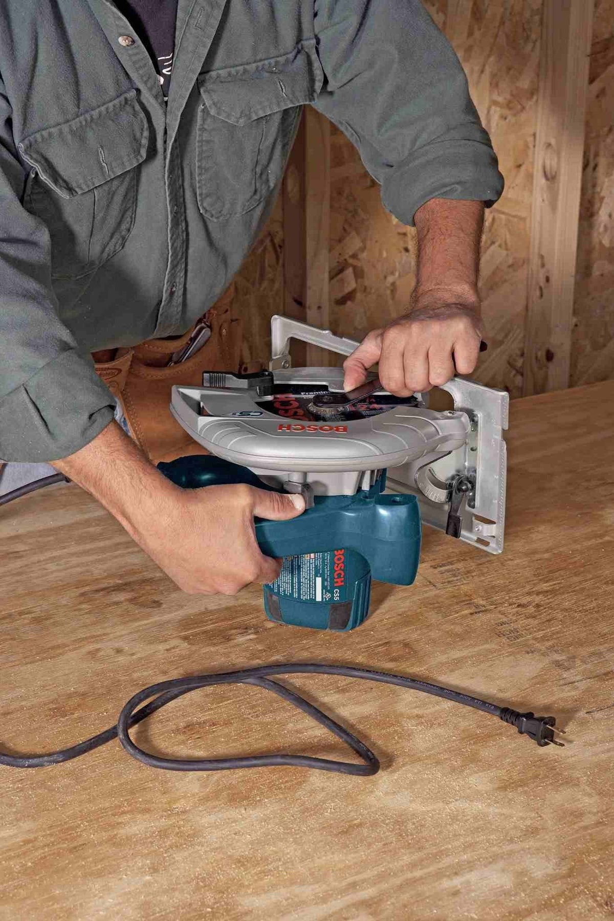 7-1/4x22 Left Blade Circular Saw X8659